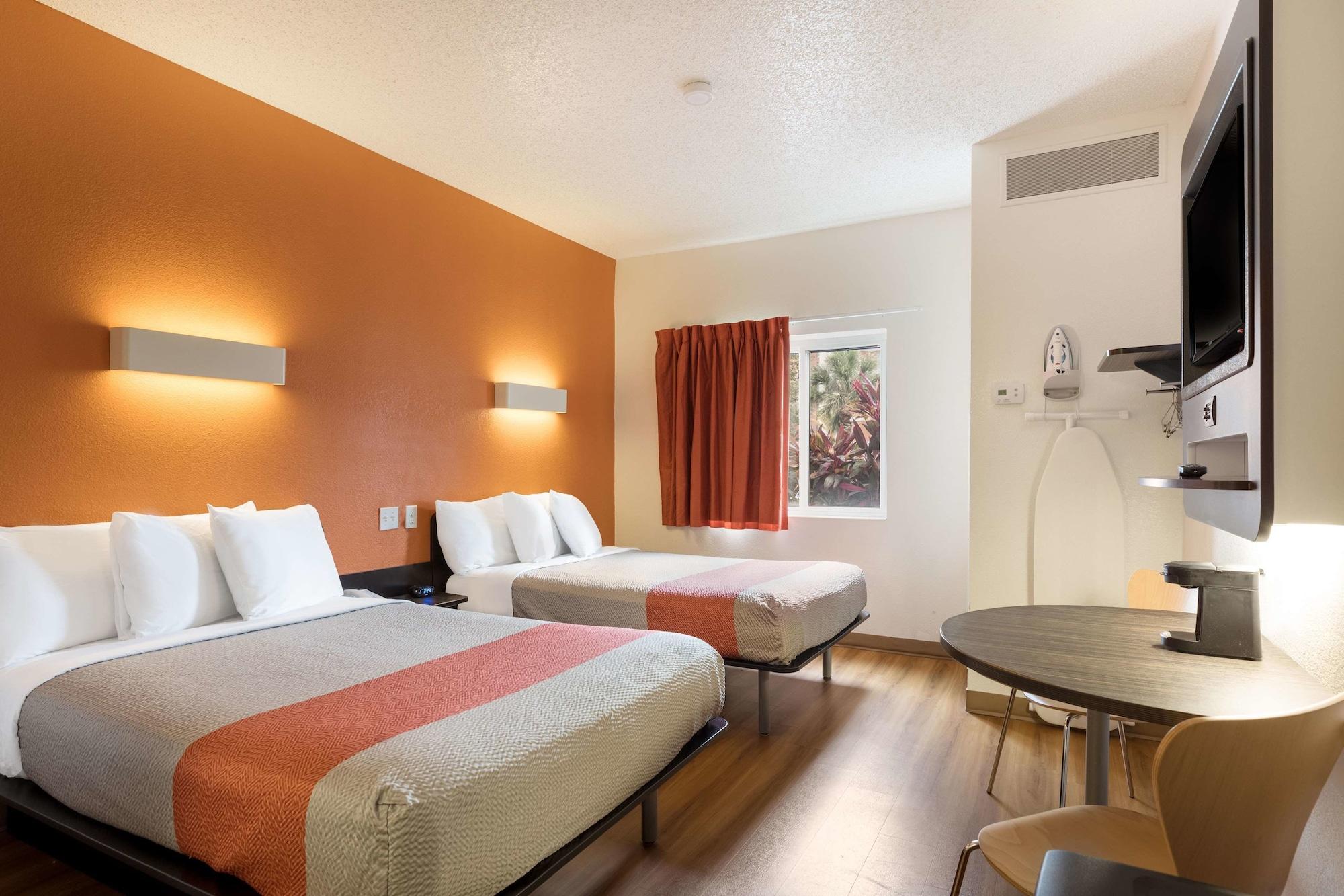 Motel 6-Orlando, Fl - International Dr Екстер'єр фото