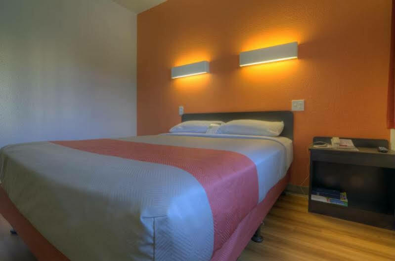 Motel 6-Orlando, Fl - International Dr Екстер'єр фото